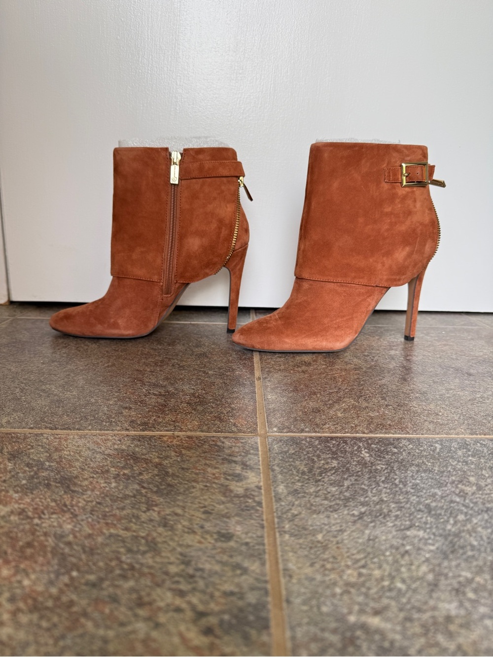 Jessica Simpson Dyers Autumn Umber Suede Heeled Booties